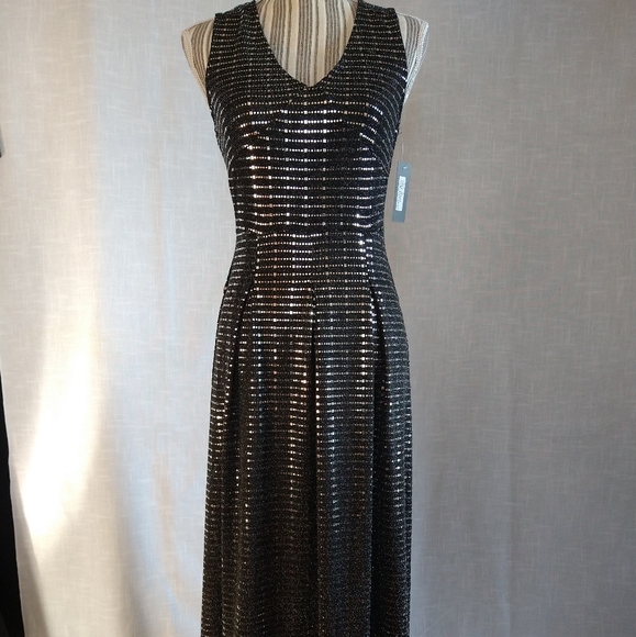 Dresses & Skirts - MAXI SPARKLY DRESS